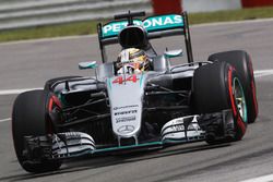 Lewis Hamilton, Mercedes AMG F1 W07 Hybrid