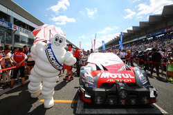 #1 MOTUL AUTECH GT-R