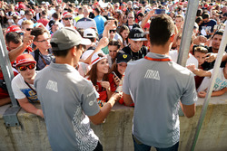 Rio Haryanto, Manor Racing and team mate Pascal Wehrlein, Manor Racing sign autographs for the fans