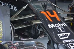 McLaren MP4-31: Vorderradaufhängung