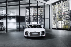 Audi R8 V10 plus selection 24h