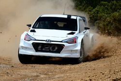 Essais de la Hyundai i20 WRC 2017