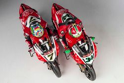 Davide Giugliano, Team Aruba.it et Chaz Davies, Team Aruba.it