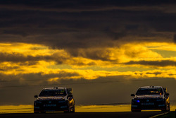 Shane van Gisbergen, Triple Eight Race Engineering Holden, Jamie Whincup, Triple Eight Race Engineering Holden