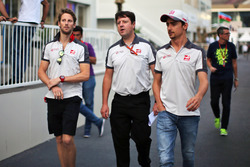 (L to R): Romain Grosjean, Haas F1 Team with Dave O'Neill, Haas F1 Team Team Manager and Esteban Gutierrez, Haas F1 Team