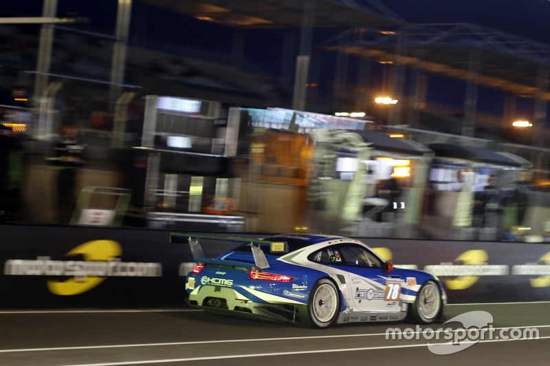 #78 KCMG Porsche 911 RSR: Christian Ried, Wolf Henzler, Joel Camathias