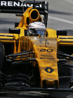 Kevin Magnussen, Renault Sport F1 Team RS16