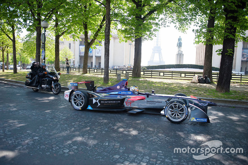 Jean-Eric Vergne cerca del Trocadero