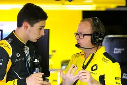 Esteban Ocon, pilote de réserve, Renault Sport F1 Team