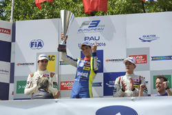 Podium, Lance Stroll Prema Powerteam Dallara F312 Mercedes-Benz, Alessio Lorandi Carlin Dallara F312 Volkswagen, George Russell HitechGP Dallara F312 Mercedes-Benz