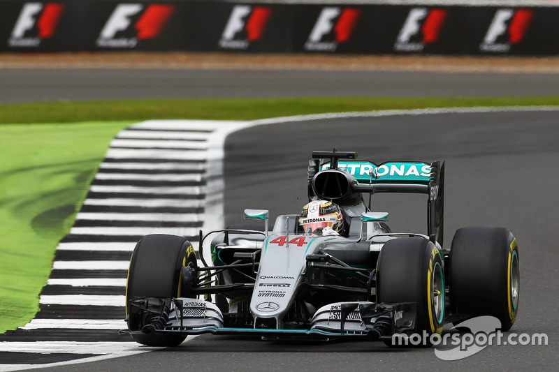 2016: Lewis Hamilton, Mercedes F1 W07 Hybrid