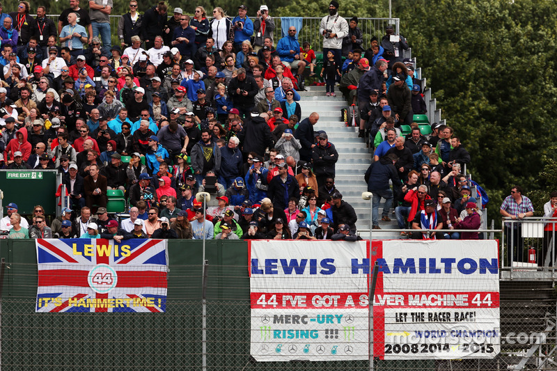 Banners and flags for Lewis Hamilton, Mercedes AMG F1