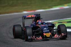 Daniil Kvyat, Scuderia Toro Rosso STR11