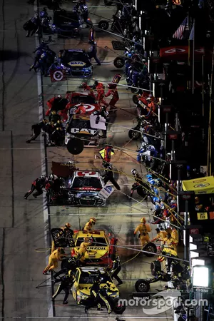 Pit stop action