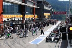 Nico Rosberg, Mercedes AMG F1 W07 Hybrid in the pits as the race is stopped