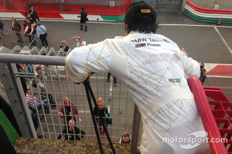 Alex Zanardi, BMW Team Italia, con i giornalisti