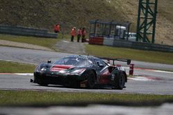 #11 Kessel Racing Ferrari 488 GT3: Michal Broniszewski, Giacomo Piccini