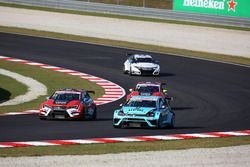 Jean-Karl Vernay Volkswagen Golf GTI TCR Leopard Racing, James Nash, Seat Leon Team Craft-Bamboo LUK