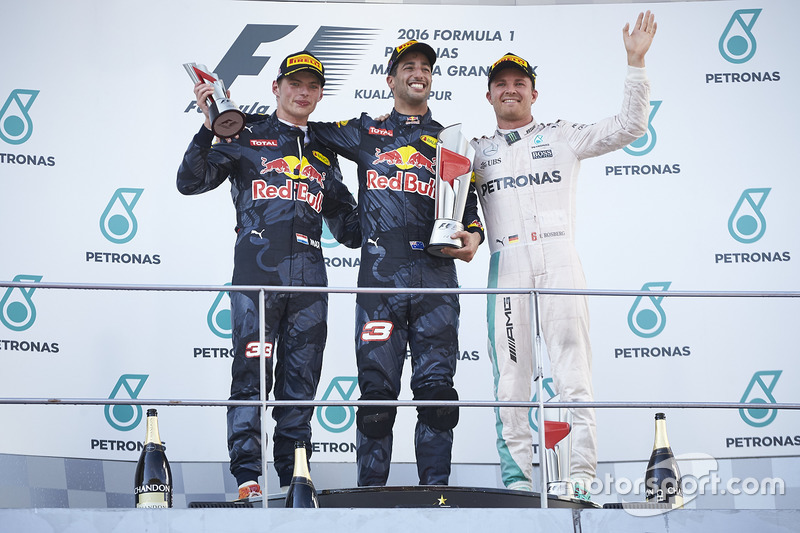 Podium: race winner Daniel Ricciardo, Red Bull Racing, second place Max Verstappen, Red Bull Racing, third place Nico Rosberg, Mercedes AMG F1