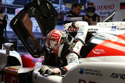 #5 Toyota Racing Toyota TS050 Hybrid: Kazuki Nakajima