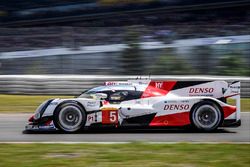 #5 Toyota Racing Toyota TS050 Hybrid: Anthony Davidson, Sébastien Buemi, Kazuki Nakajima