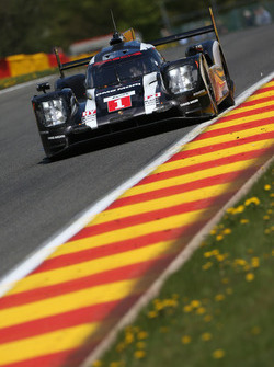 #1 Porsche Team Porsche 919 Hybrid: Timo Bernhard, Mark Webber, Brendon Hartley