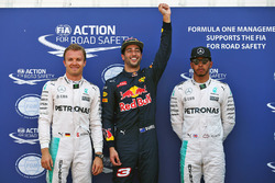 Polesitter Daniel Ricciardo, Red Bull Racing, second place Nico Rosberg, Mercedes AMG F1 Team, third