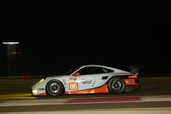 #86 Gulf Racing Porsche 911 RSR: Michael Wainwright, Adam Carroll, Benjamin Barker