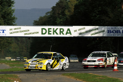 Klaus Niedzwiedz (Opel Omega 3000 24V) és Hans-Joachim Stuck (Audi V8 quattro)