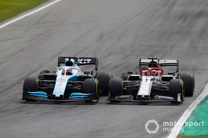 George Russell, Williams Racing FW42, Kimi Raikkonen, Alfa Romeo Racing C38