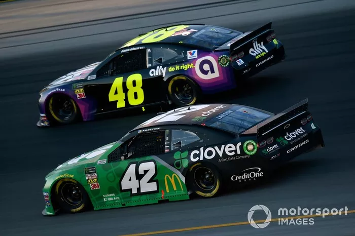  Jimmie Johnson, Hendrick Motorsports, Chevrolet Camaro Ally and  Kyle Larson, Chip Ganassi Racing, Chevrolet Camaro Clover