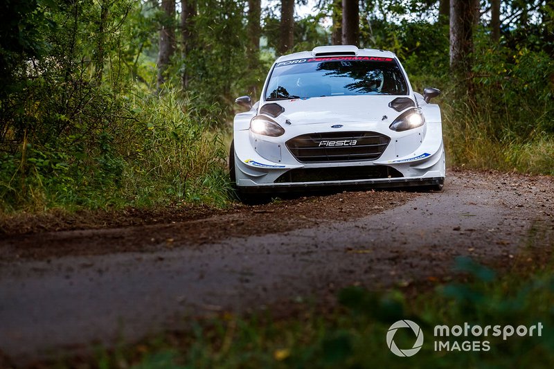 Valtteri Bottas prueba un M-Sport Ford Fiesta WRC