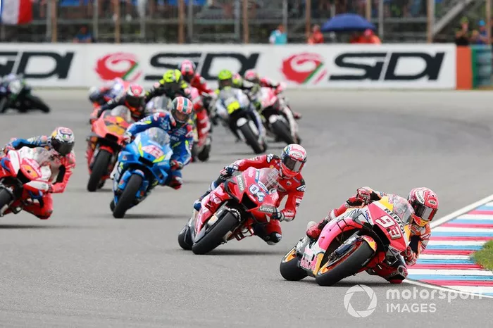 Marc Marquez, Repsol Honda Team comanda all'inizio della gara