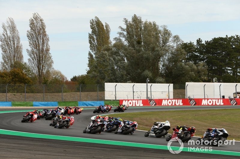 Start der Superbike-WM 2019 in Magny-Cours