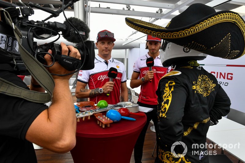 Kimi Raikkonen, Alfa Romeo Racing, Antonio Giovinazzi, Alfa Romeo Racing and Mario Achi