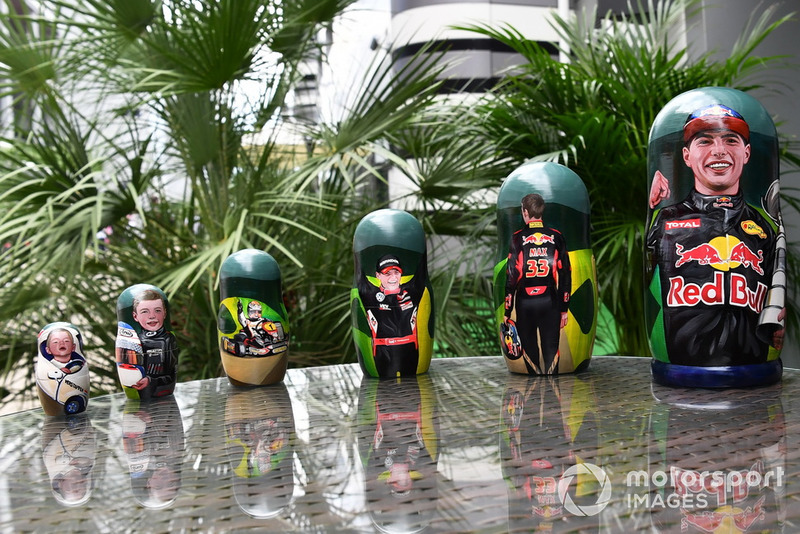 Boneka Matryoshka Max Verstappen, Red Bull Racing