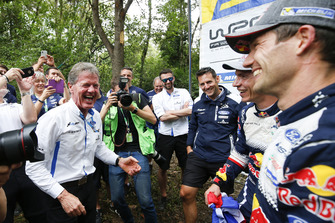 Les Champions WRC 2018 Sébastien Ogier, Julien Ingrassia, Ford Fiesta WRC, M-Sport Ford, avec Malcolm Wilson
