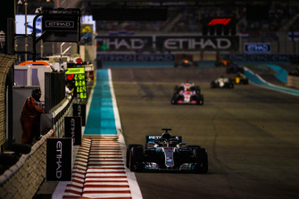 Lewis Hamilton, Mercedes AMG F1 W09 EQ Power+