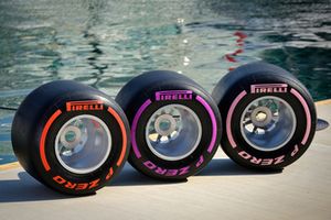 Les pneus Pirelli F1 exposés