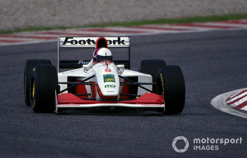 Gil de Ferran, tests the Footwork FA14