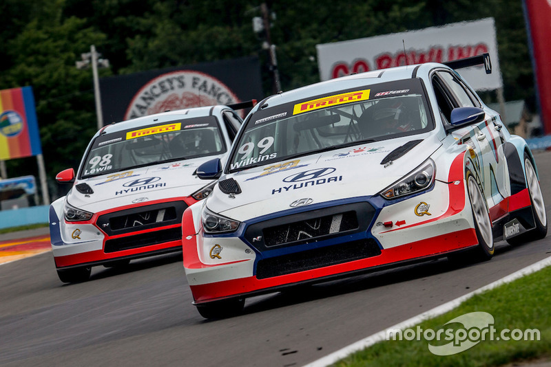 Mark Wilkins and Michael Lewis, Hyundai i30 TCR