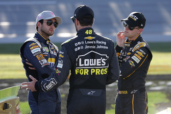 William Byron, Hendrick Motorsports, Chevrolet Camaro Hertz Chase Elliott, Hendrick Motorsports, Chevrolet Camaro NAPA NIGHTVISION LAMPS Jimmie Johnson, Hendrick Motorsports, Chevrolet Camaro Lowe's for Pros