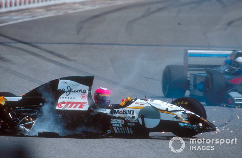 Accident pour Pedro Lamy, Lotus 107C Mugen-Honda