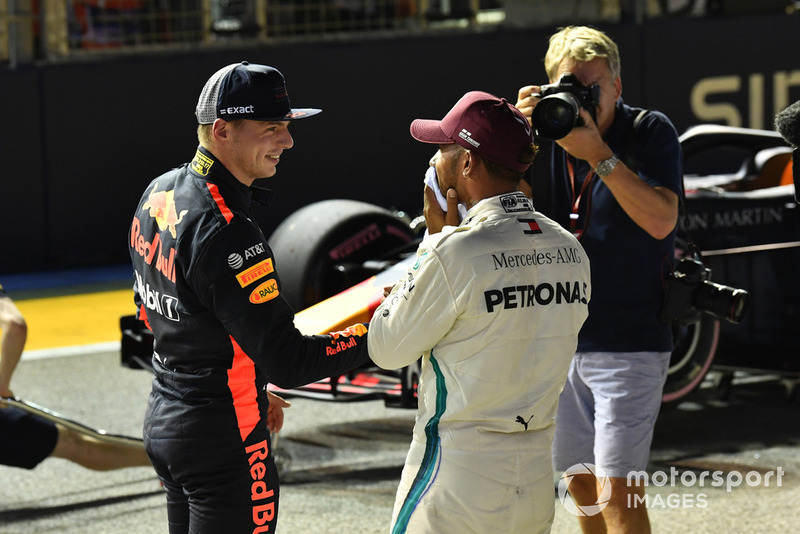 Lewis Hamilton 79. rajtelsősége a Forma-1-ben - F1 2018 - Szingapúri Nagydíj