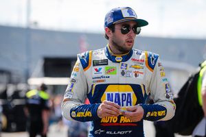 Chase Elliott, Hendrick Motorsports, Chevrolet Camaro NAPA Throwback