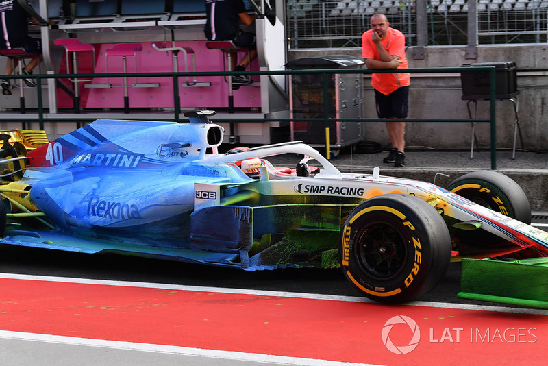 Robert Kubica, Williams FW41, avec de la peinture aéro flow-viz sur la voiture