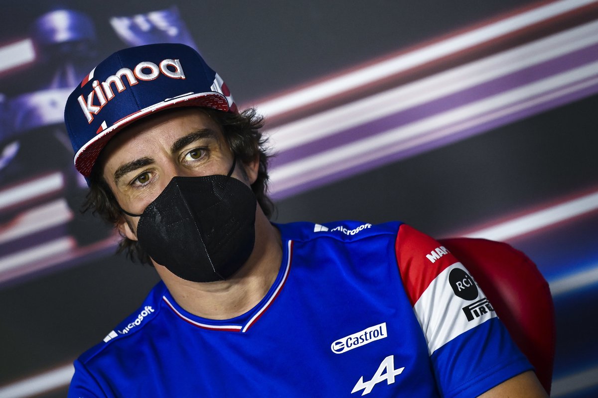Fernando Alonso, Alpine F1 en la conferencia de prensa