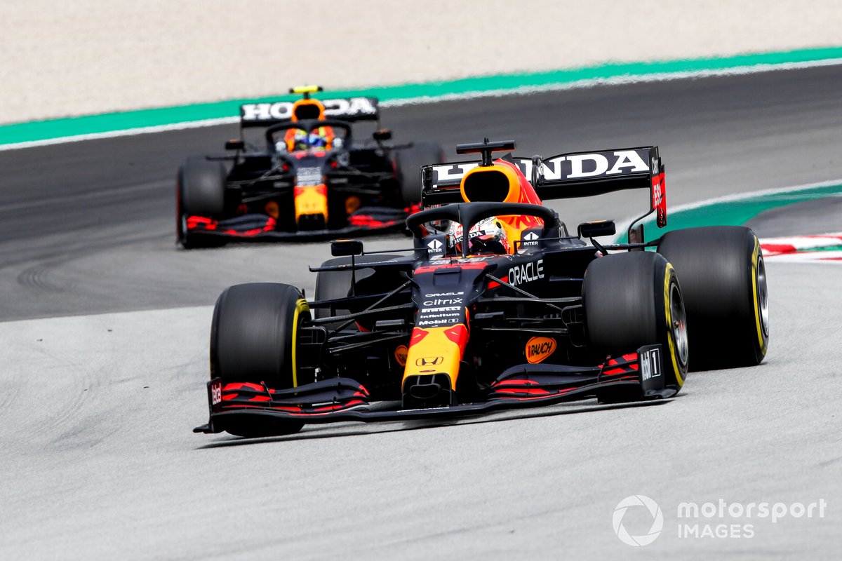 Max Verstappen, Red Bull Racing RB16B, Sergio Perez, Red Bull Racing RB16B