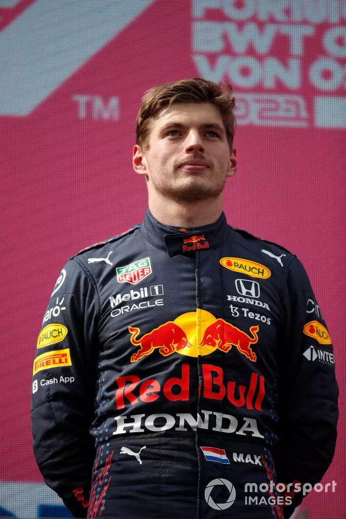 Podio: ganador Max Verstappen, Red Bull Racing