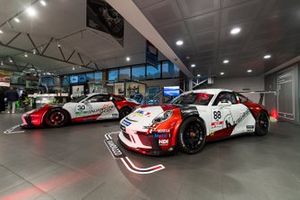 Auto di Benedetto Strignano e Piergiacomo Randazzo, AB Racing